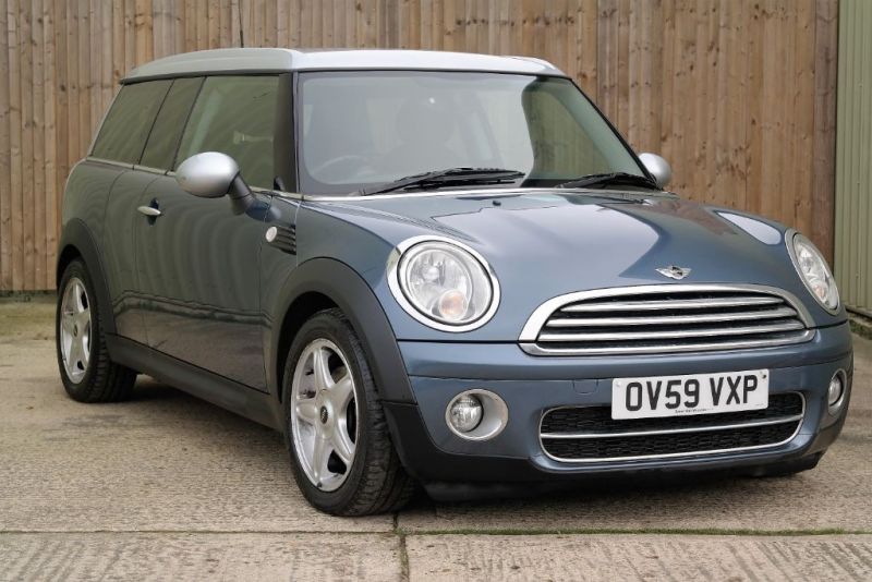 2009 MINI Clubman Cooper D image 1