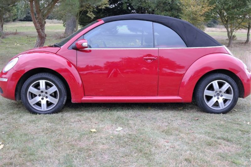 2007 VW Beetle LUNA 8V image 3