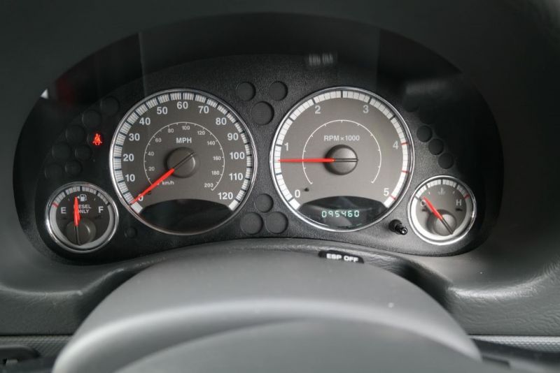 2006 Jeep Cherokee CRD image 9