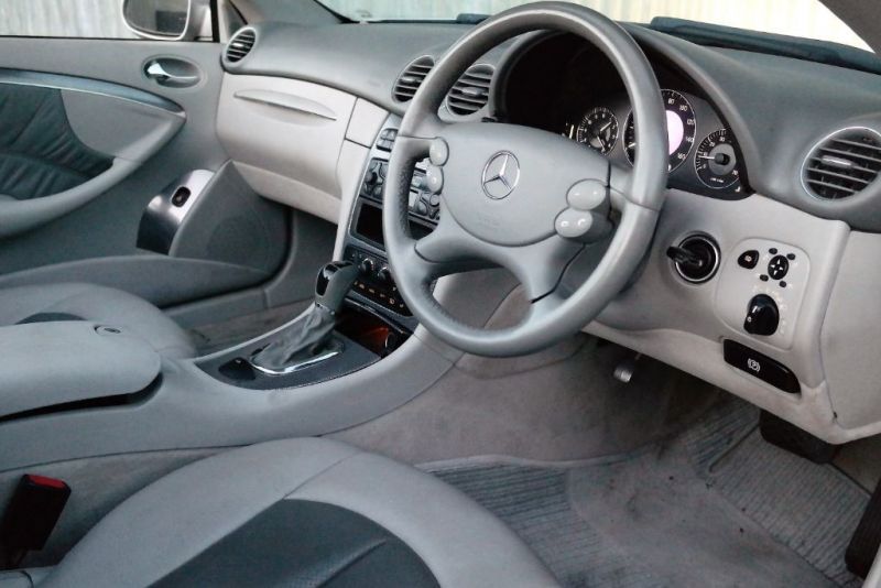 2003 Mercedes CLK240 Avantgarde image 6