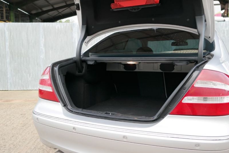 2005 Mercedes CLK320 Avantgarde image 6