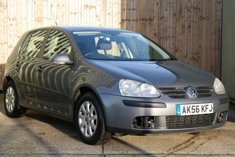 2006 VW Golf SE FSI image 1