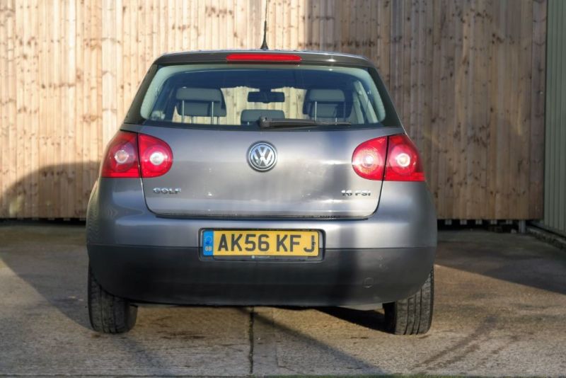 2006 VW Golf SE FSI image 5