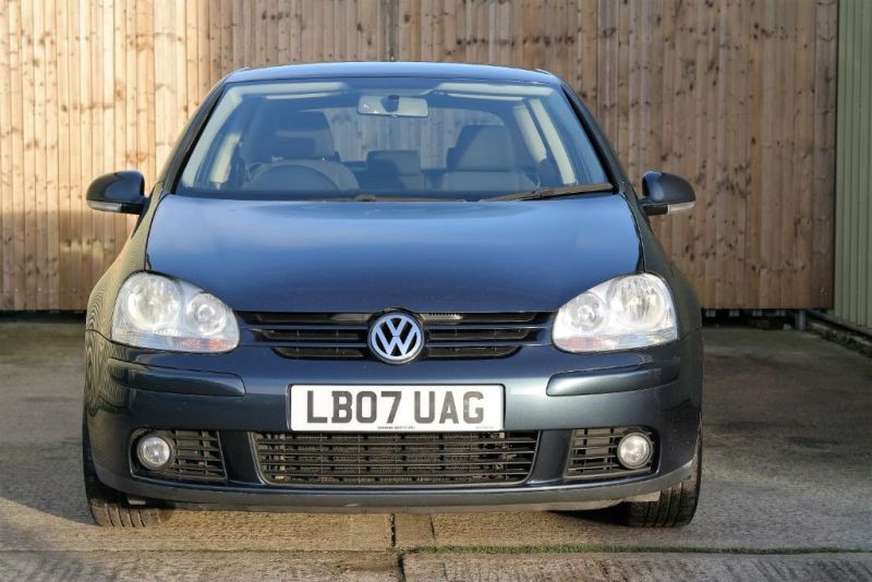 2007 VW Golf Sport TDI image 2