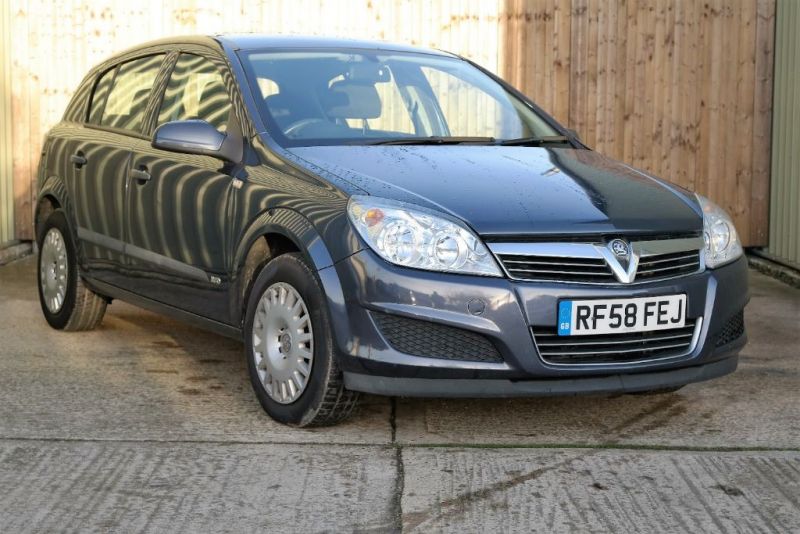 2009 Vauxhall Astra LIFE 16V image 1