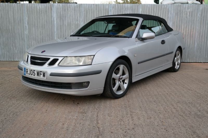 2005 Saab 9-3 Vector T image 3