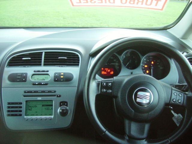 2008 Seat Altea Xl 2.0 Tdi 5dr image 6