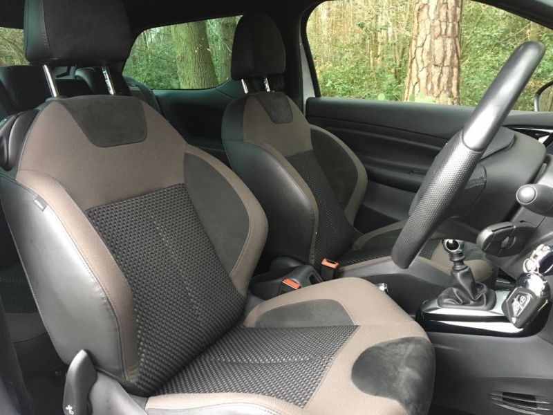 2014 Citroen DS3 Bluehdi Dsport image 8