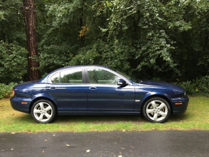 2009 Jaguar X-Type SE 2.2 image 3