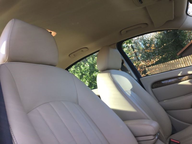 2007 Jaguar X-Type 2.5 V6 SE image 10