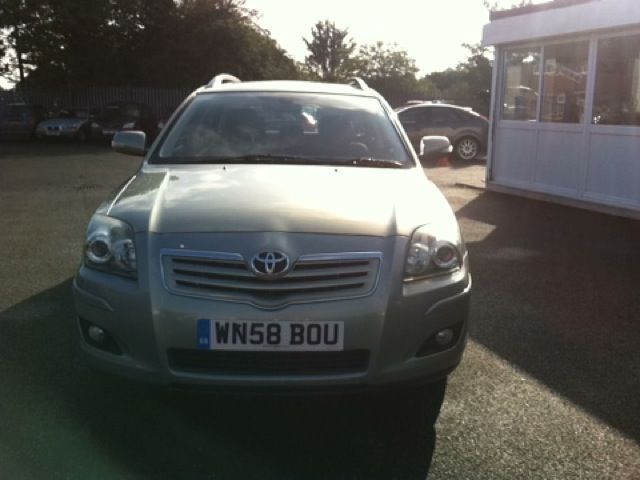 2008 Toyota Avensis Tr Tourer D-4D image 2