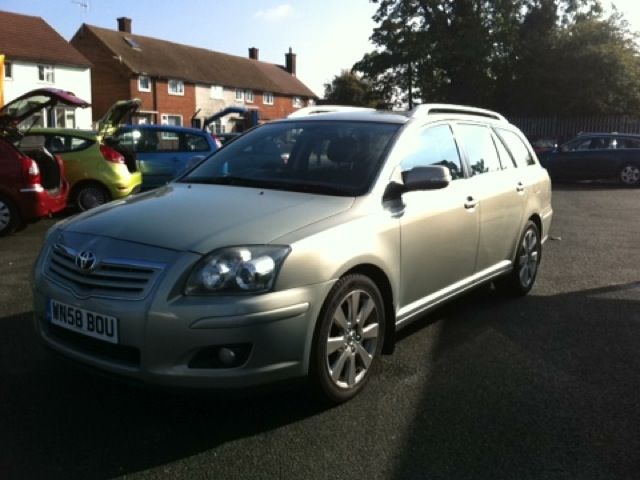 2008 Toyota Avensis Tr Tourer D-4D image 3