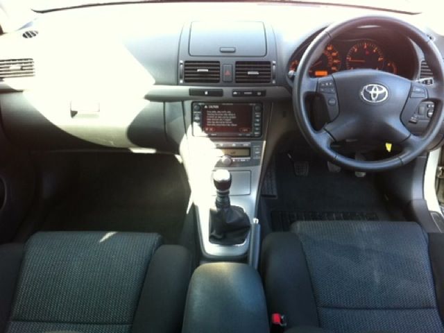 2008 Toyota Avensis Tr Tourer D-4D image 8