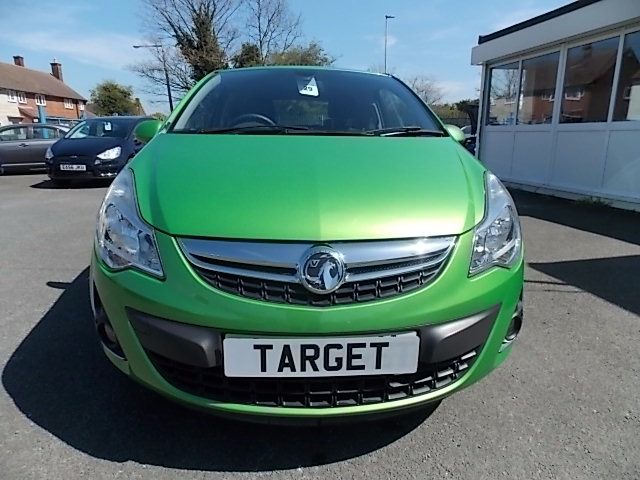 2012 Vauxhall Corsa 1.4 SE 3d image 2