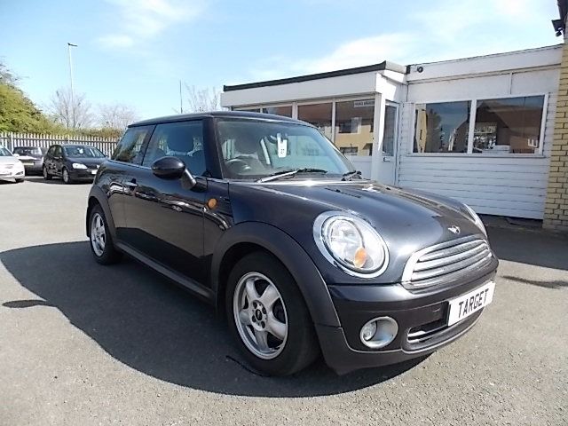 2007 Mini Hatch 1.4 One 3d image 1