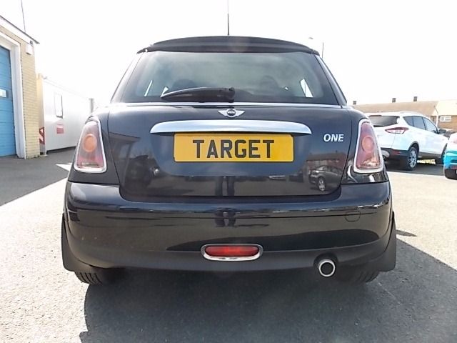 2007 Mini Hatch 1.4 One 3d image 5