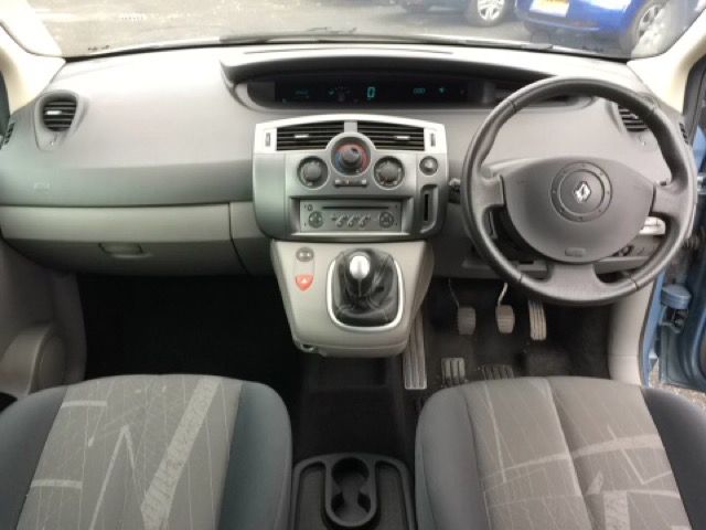 2006 Renault Scenic 1.5 Dynamique DCI 5d image 8