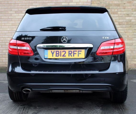 2012 Mercedes-Benz 1.8 B180 CDI Sport 5d image 5