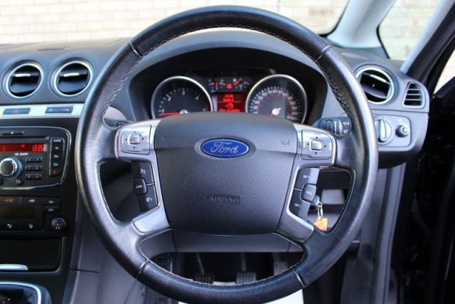 2012 Ford S-Max 1.6 Zetec TDCI S/S 5d image 9