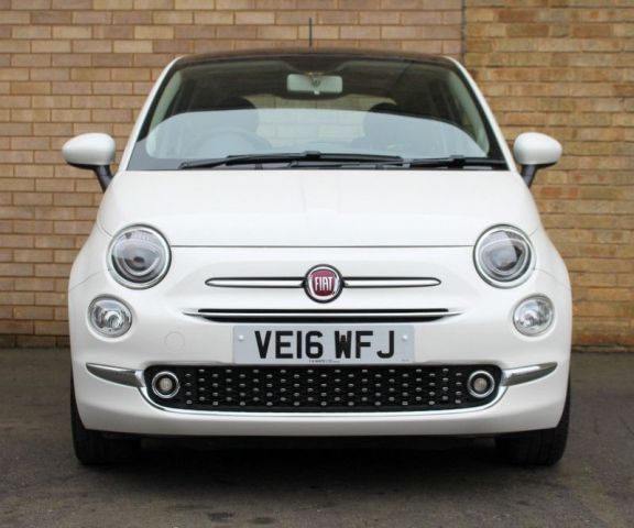 2016 Fiat 500 1.2 Lounge 3d image 2