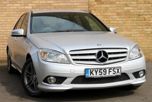 2009 Mercedes-Benz 2.1 C220 CDI Sport 4d image 1