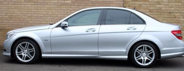 2009 Mercedes-Benz 2.1 C220 CDI Sport 4d image 4