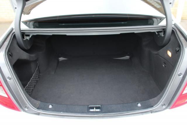 2009 Mercedes-Benz 2.1 C220 CDI Sport 4d image 6