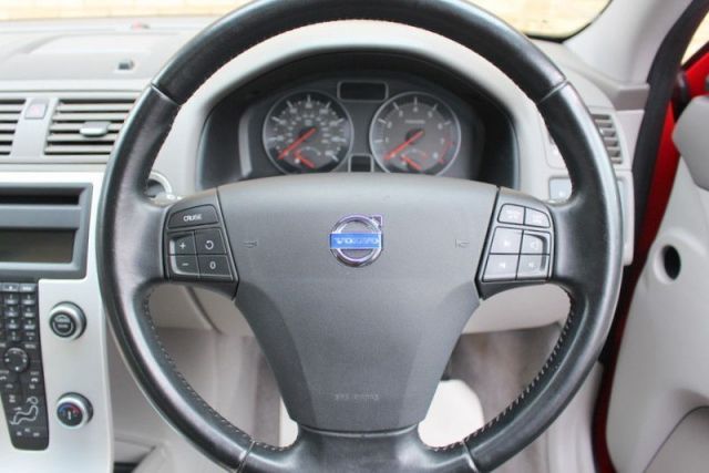 2012 Volvo V50 2.0 SE 5d image 9