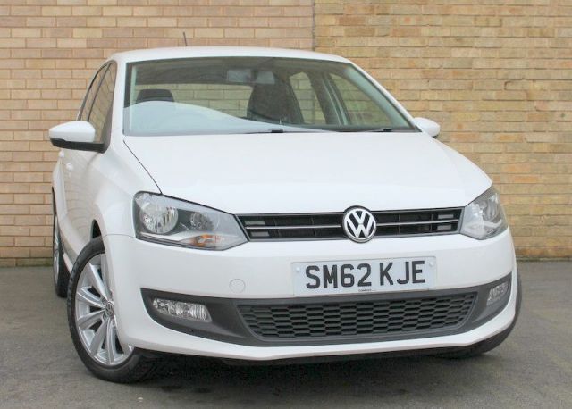 2012 Volkswagen Polo 1.6 SEL TDI 5d image 2