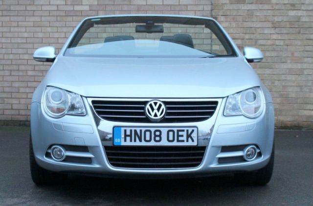 2008 Volkswagen EOS 2.0 Sport FSI DSG 2d image 2