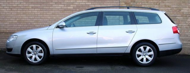 2007 Volkswagen Passat 1.9 TDI SE 5d image 3