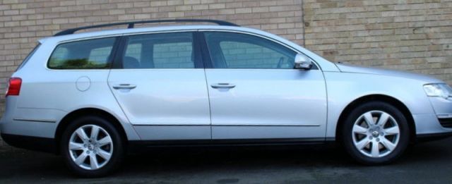 2007 Volkswagen Passat 1.9 TDI SE 5d image 4