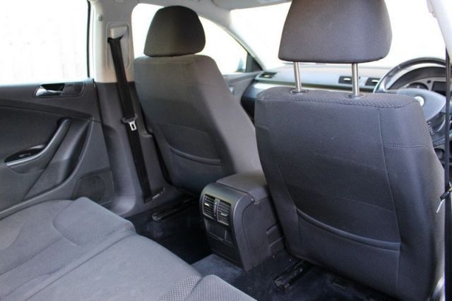2007 Volkswagen Passat 1.9 TDI SE 5d image 10