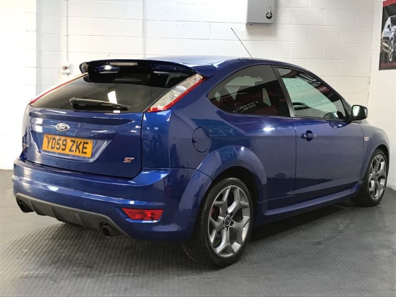 2009 Ford Focus 2.5 ST-2 image 3