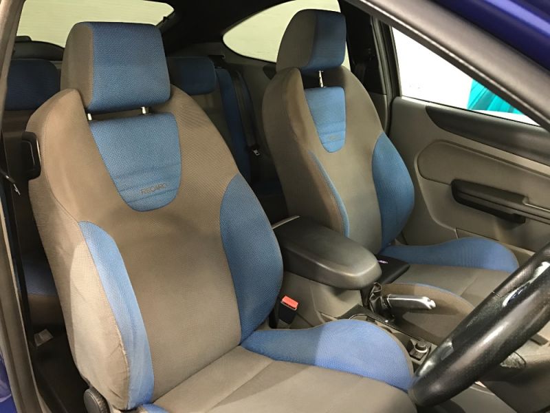 2009 Ford Focus 2.5 ST-2 image 9