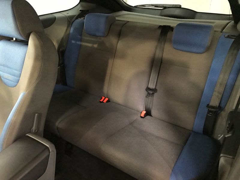 2009 Ford Focus 2.5 ST-2 image 10