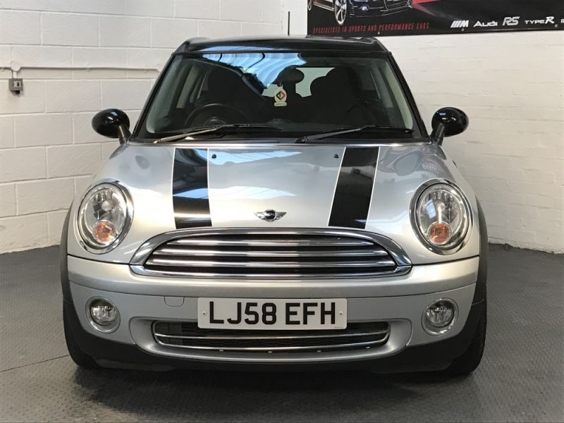 2008 MINI Cooper Clubman 1.6 image 2