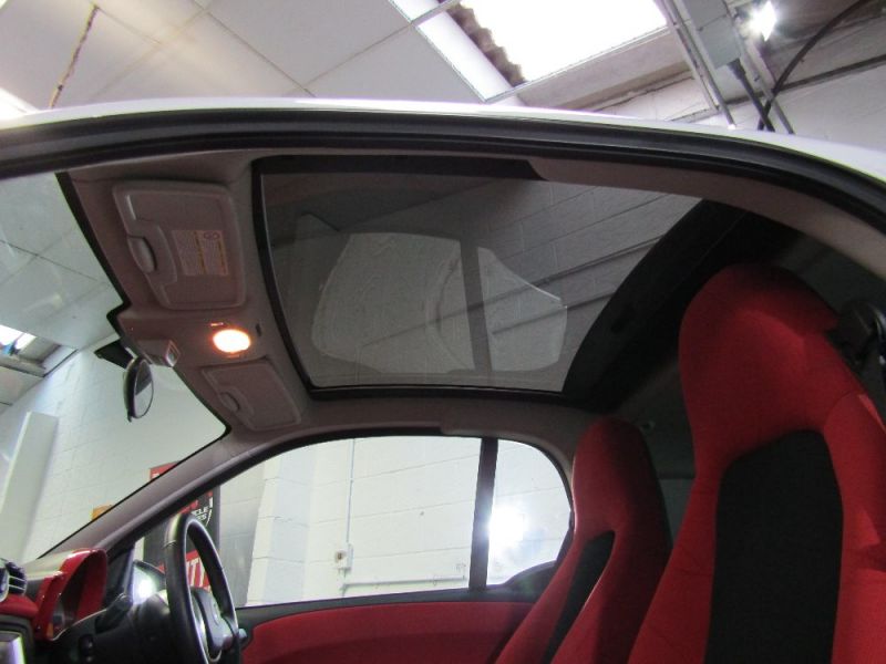 2012 Smart Fortwo 1.0 Passion image 10