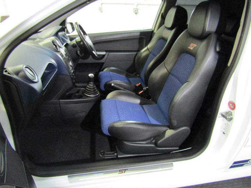 2007 Ford Fiesta 2.0 ST image 6