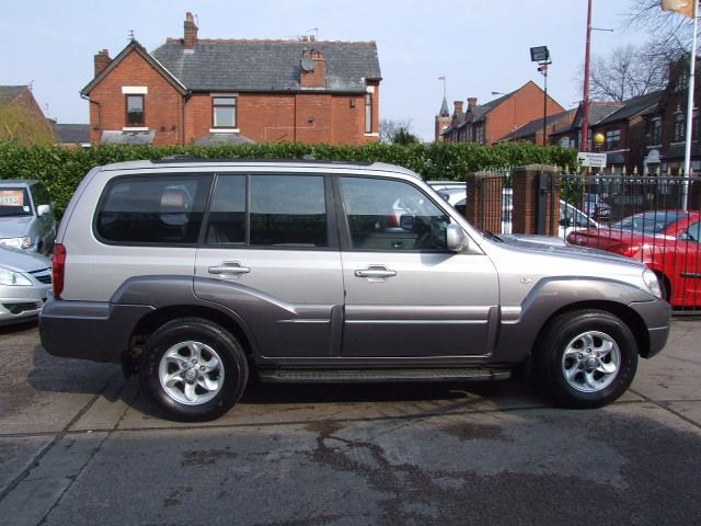 2005 Hyundai Terracan 2.9 CDX CRTD 4WD 5d image 4
