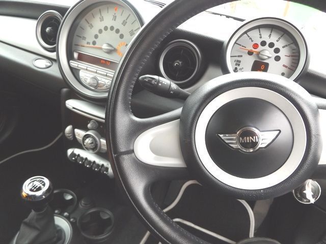 2007 Mini Hatch One 1.4 3d image 9