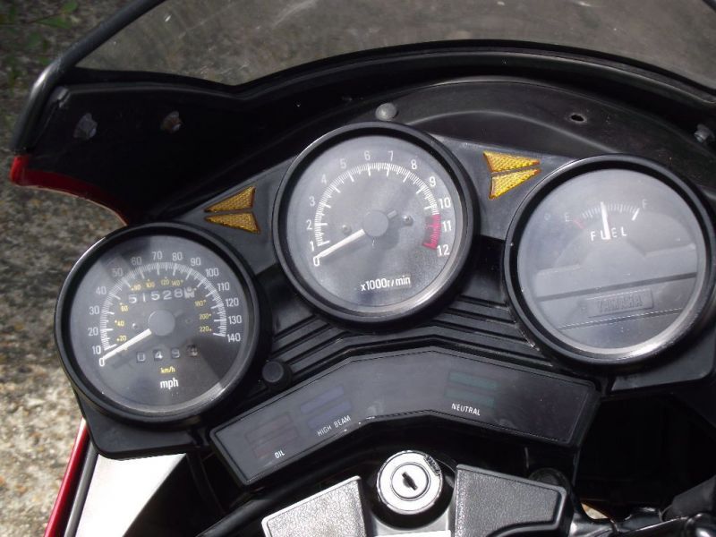 1989 Yamaha XJ600 image 2