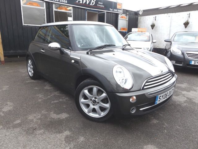 2006 MINI Hatch Cooper 1.6 3dr image 1