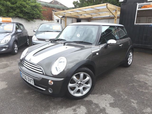 2006 MINI Hatch Cooper 1.6 3dr image 3