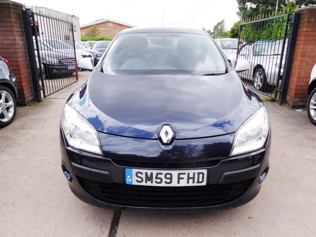 2009 Renault Megane 1.6 5d image 2