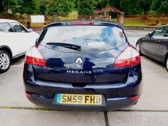 2009 Renault Megane 1.6 5d image 5