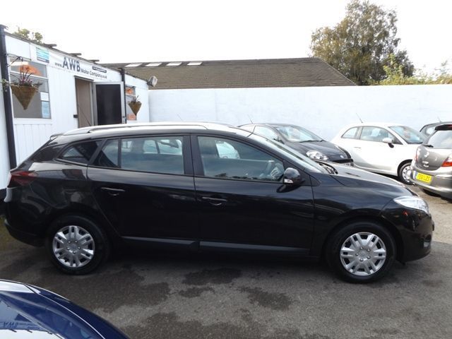 2009 Renault Megane 1.6 5d image 3
