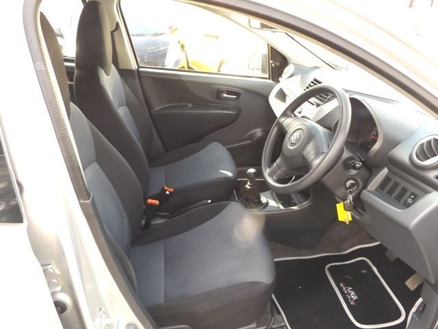 2014 Suzuki Alto 1.0 SZ 5d image 7