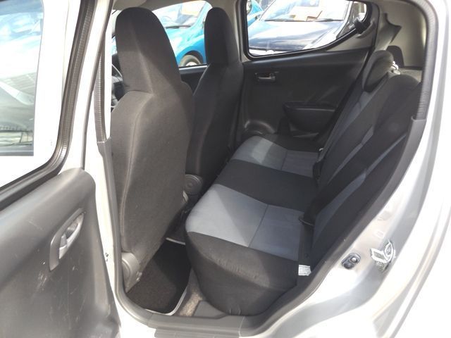 2014 Suzuki Alto 1.0 SZ 5d image 8