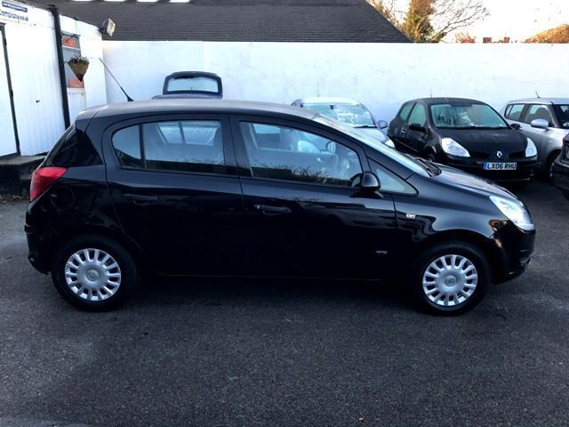 2010 Vauxhall Corsa 1.2 CDTI 5d image 4